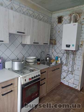 продам велику квартиру в Малій Рогані, автономне опалення можна є Осел