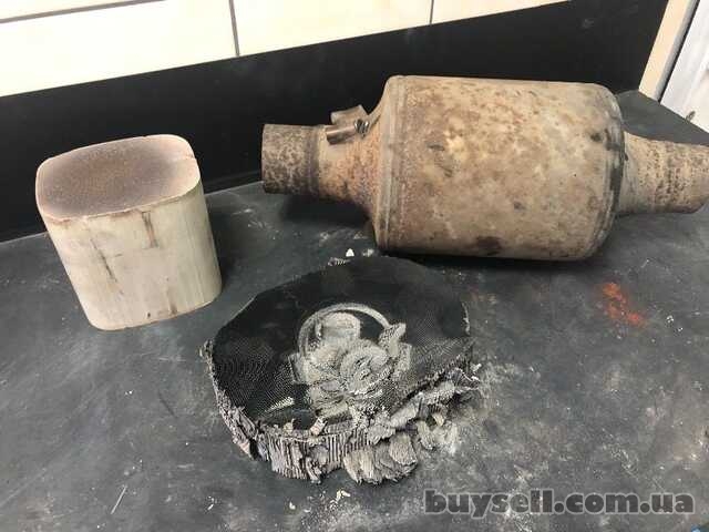 Катализатор б/у или извлеченные внутренности с катализатора купим.