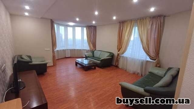 Без%,  Здам 2 рівневу 258 м2,  ремонт,  Освіти 14а,  Севастопольська,