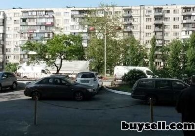 kiev-fasadne_primischennya_okremiy_vhid_4018409