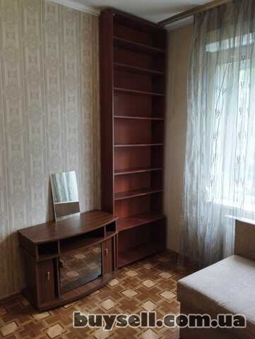 Комната под ключ без хозяев  для девушки  ул. Ревуцкого 25