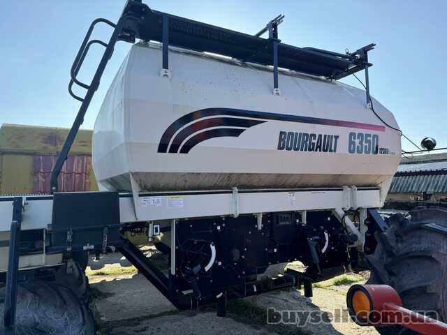Культиватор Bourgault 8810 + бункер для внесення добрив Bourgault 6350