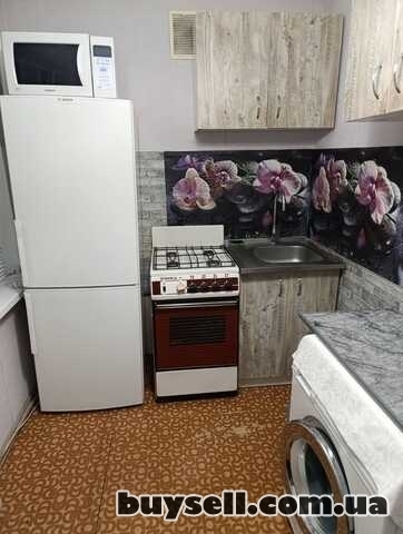 м. Черниговская. Сдам 2х ком.  квартиру.