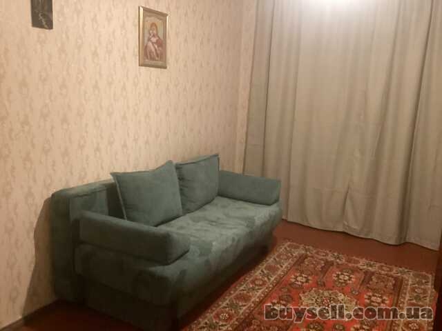 м. Харьковская пешком. Сдам 2х ком. квартиру.