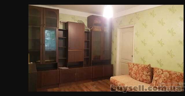 м. Сырец. Сдам 2х ком. квартиру.