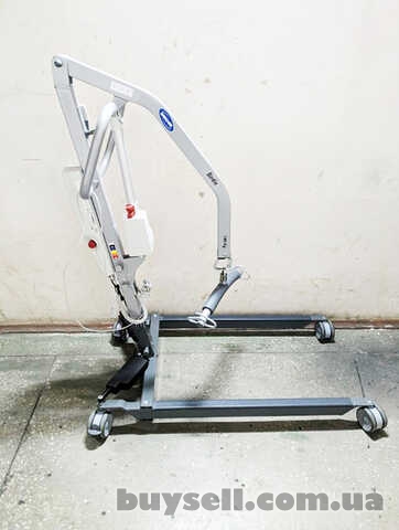 Мобільний підйомник Invacare Birdie
