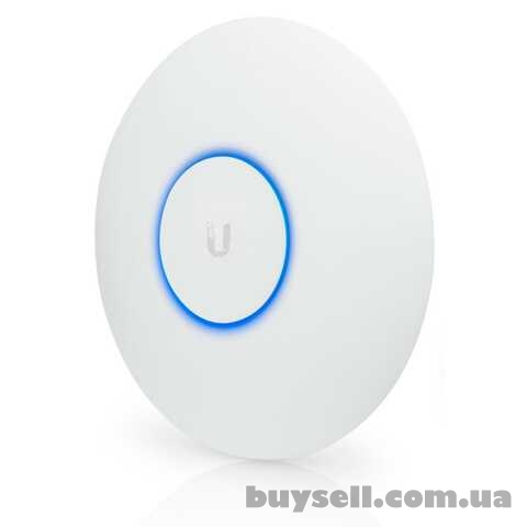 Надійна точка доступу UniFi AC Pro-E