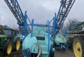 Обприскувач причіпний Berthoud TRACKER 32 34