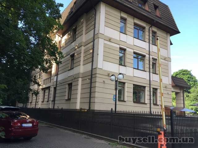 Оренда окремого поверху офісного приміщення 217, 3 кв. м