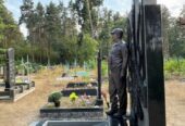 Пам’ятник загиблого льотчика,  виготовлення надгробків та скульптур дл