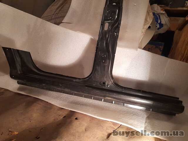 Порiг з Стійкою Mitsubishi Pajero Sport 1 1997-2009р