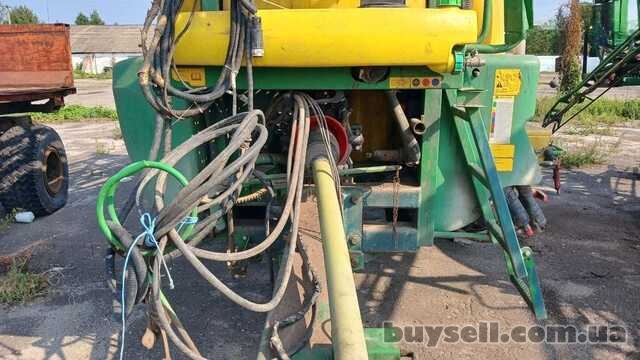 прічипний обприскувач John Deere740