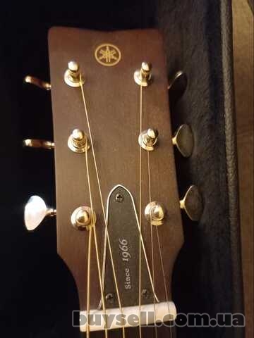 Продам гитару Yamaha FG5