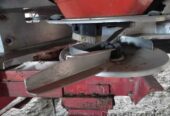 розкидач для мінеральних добрив KUHN AXIS 30. 1.