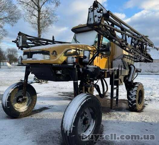 Самохідний обприскувач Challenger