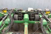 Сівалка точного висіву пневматична John Deere 1780 вакуумна