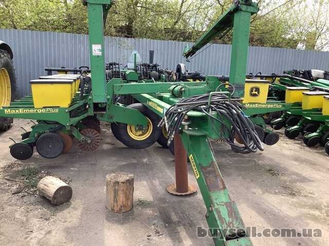 Сівалка точного висіву пневматична John Deere 1780 вакуумна