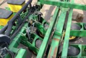 Сівалка точного висіву пневматична John Deere 1780 вакуумна
