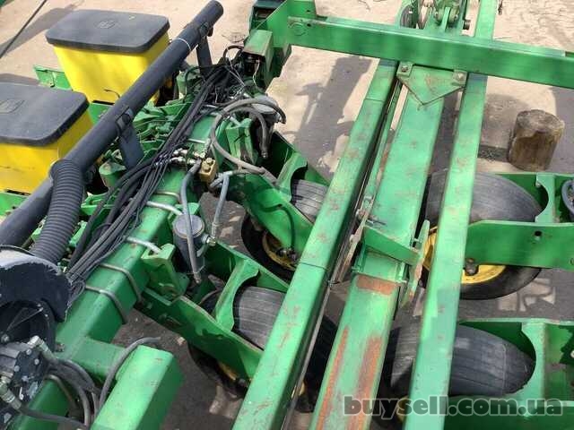 Сівалка точного висіву пневматична John Deere 1780 вакуумна