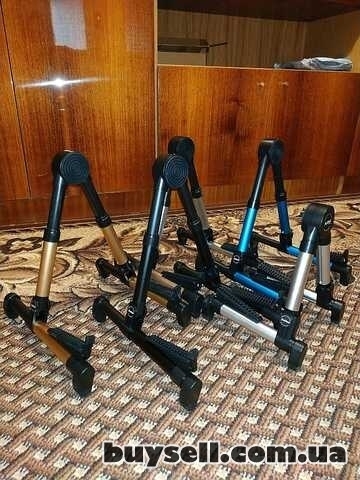 Складная стойка подставка для гитары,  скрипки,  баса и др.