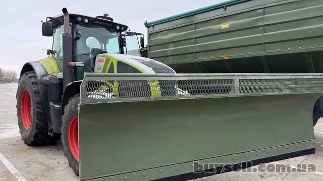 трактор  CLAAS Axion 940