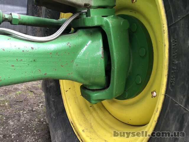 Трактор John Deere 6210R