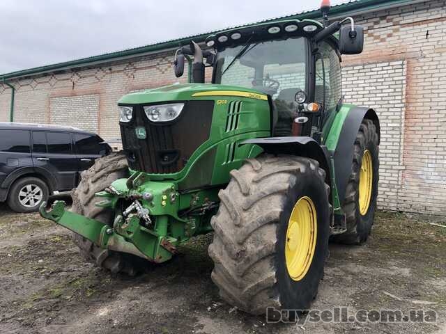 Трактор John Deere 6210R