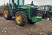 Трактор John Deere 8400