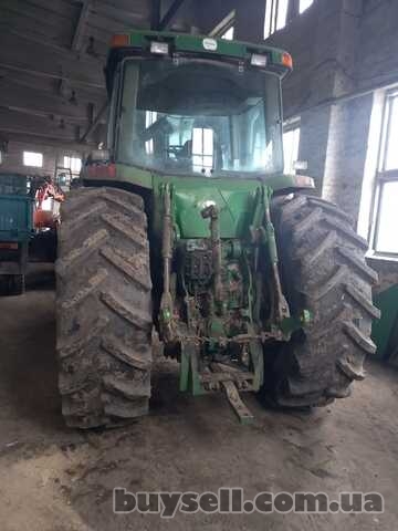 Трактор John Deere 8400