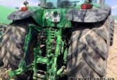 трактор John Deere 8520