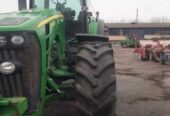 трактор John Deere 8530