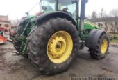 трактор John Deere 8530