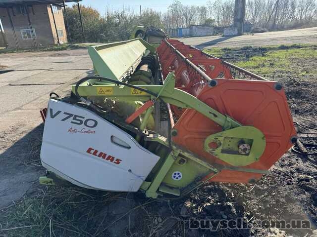 Зернова жатка Claas V750