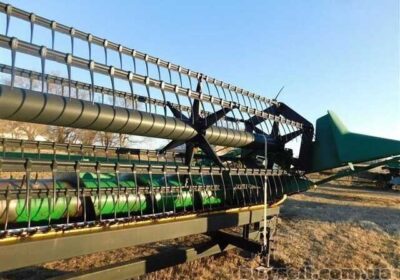 kiev-zhatka_zernova_John_Deere_922F_4040479