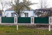 Кирпичный дом со всеми коммуникациями в Тарасовке.