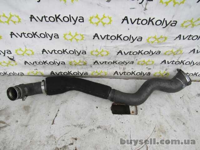 Патрубок інтеркулера Renault Master 2. 5 dci 2007-2010 (8200605907)