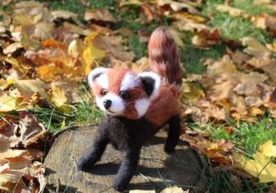 krasnaya_panda_igrushka_valyanaya_iz_shersti_interernaya_podarok_suvenir_4047364