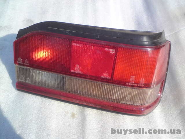 Ліхтар задній до MAZDA 323 III