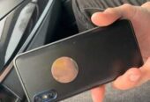 Магнитный Чёрный держатель для телефона в авто на решетку воздуховода