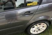 Наклейка на авто FakeTaxi Белая,  Желтая светоотражающая Тюнинг авто