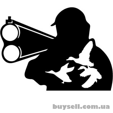 Наклейка на авто,  мото Охотник Чёрная