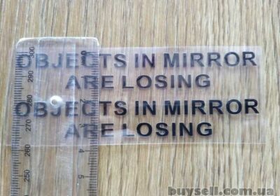 nakleyki_na_bokovye_zerkala_zadnego_vida_chyornaya_Objects_in_Mirror_are_4050722