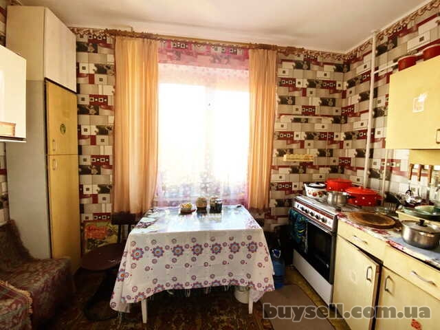 Продаю простору 3к. квартиру в Лісках