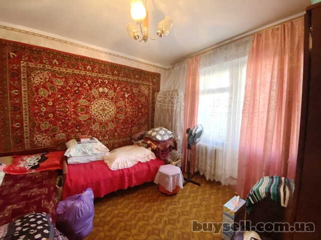Продаю простору 3к. квартиру в Лісках