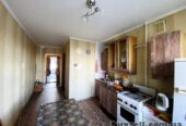 Продаю великогабаритну 1к. квартиру на Намиві