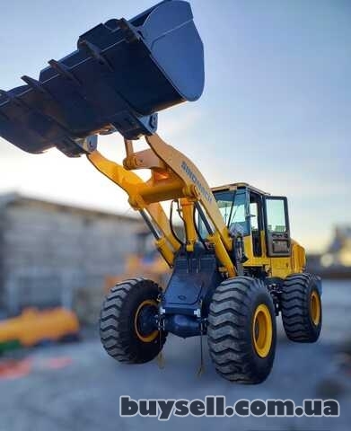 Навантажувач Фронтальний SINOMACH 957Н