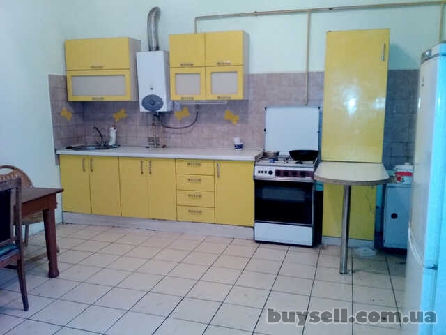 cдам 4 комнат кв в центре