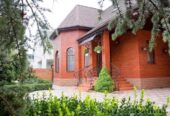 Добротний будинок в Авангарді