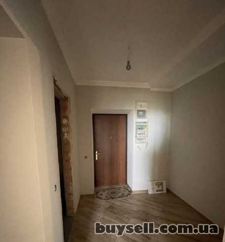 ЕОСЕЛЯ.  Продам квартиру 82 кв.  м. ,  3/10,  новый дом жк Парковый.