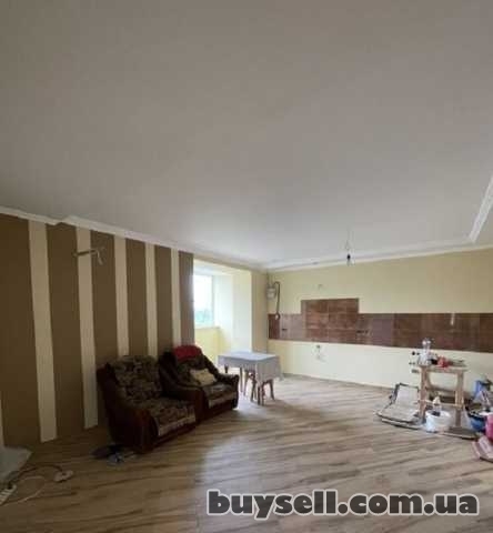 ЕОСЕЛЯ.  Продам квартиру 82 кв.  м. ,  3/10,  новый дом жк Парковый.